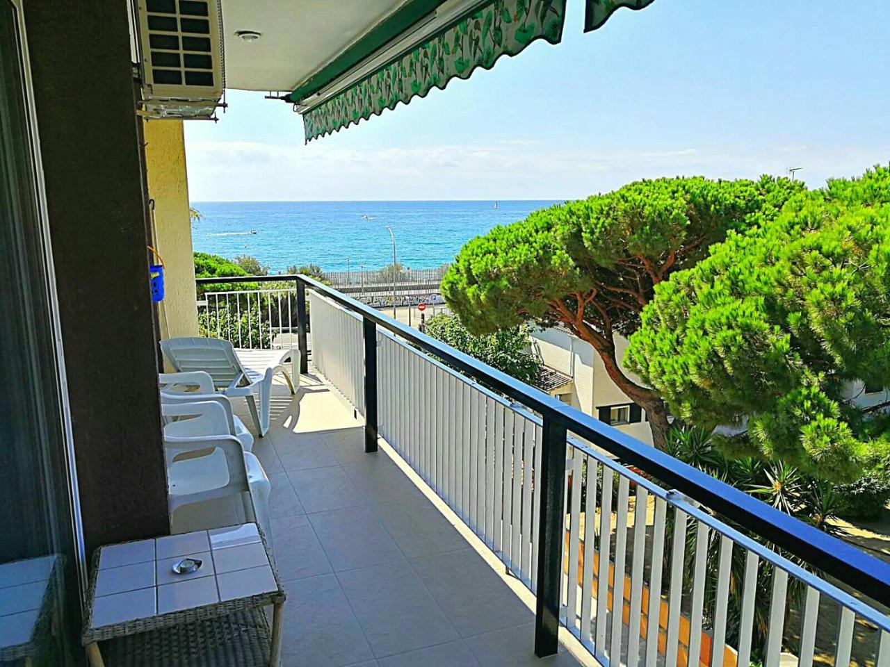 Apartment Llavaneres II Sant Andreu de Llavaneres Extérieur photo